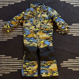 Burton one-piece grow with me snowsuit-4T. Great condition